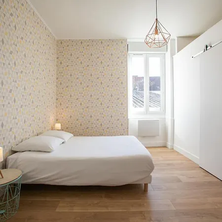 Audrey-Quartier Mairie-Arenes Antiques Apartment Perigueux Exterior photo